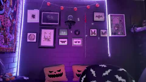   SANIA  online show from 12/22/25, 05:21