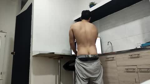 INSTAGRAM  camilodlx online show from 11/27/25, 02:41