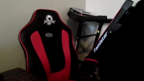instagraham85 online show from 02/13/25, 05:54