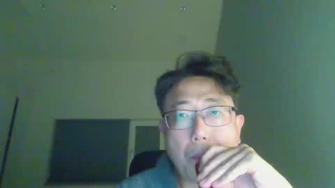 insuclee197641 online show from 12/21/25, 11:39