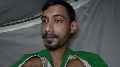 interne8famous online show from 11/27/25, 09:22