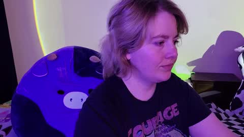 Faye online show from 01/19/25, 03:10