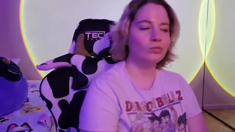 Faye online show from 02/21/25, 08:51