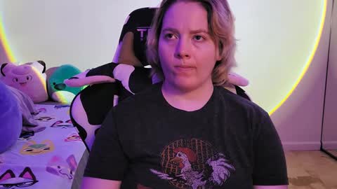 Faye online show from 02/28/25, 05:26