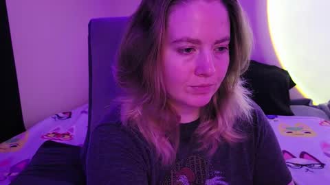 Faye online show from 12/21/25, 06:20