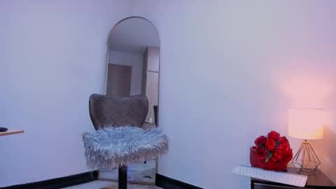 Pantyhose Queen online show from 03/24/26, 08:03