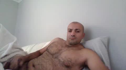 Snapshot of intolder35 chatting on 04/02/26, 07:44 intolder35 online show from 04/02/26, 07:44