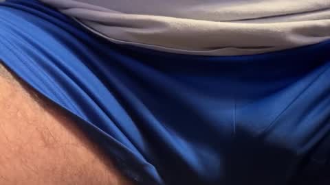 Snapshot of intressiert chatting on 01/20/25, 12:36 intressiert online show from 01/20/25, 12:36