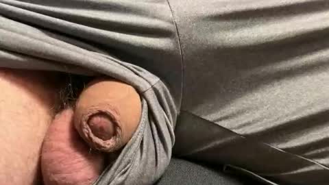 Snapshot of intressiert chatting on 11/09/25, 10:08 intressiert online show from 11/09/25, 10:08