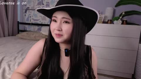 Snapshot of iolaselley chatting on 05/27/26, 11:29 Tesha online show from 05/27/26, 11:29