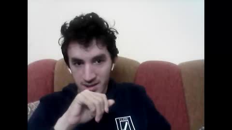 Snapshot of ionicaputamica chatting on 10/04/25, 01:42 juan online show from 10/04/25, 01:42