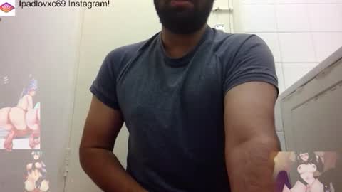 Snapshot of ipadlovxc69 chatting on 02/15/26, 10:36 ipadlovxc69 online show from 02/15/26, 10:36