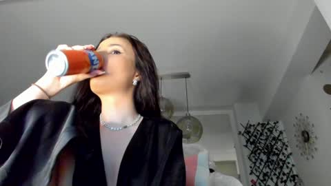 Ir s room online show from 01/16/25, 02:51