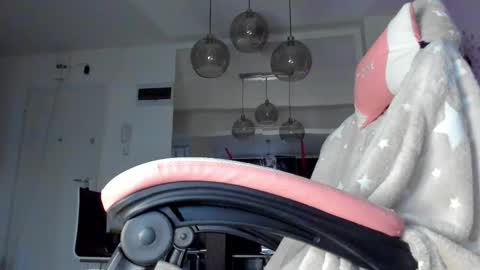 Ir s room online show from 02/09/25, 03:34