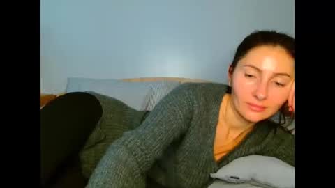 irina online show from 11/18/25, 09:25