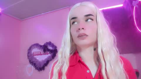 Snapshot of irina_lechera_ chatting on 12/10/24, 11:32 Irina online show from 12/10/24, 11:32