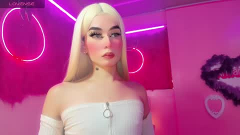 Snapshot of irina_lechera_ chatting on 01/18/25, 10:06 Irina online show from 01/18/25, 10:06