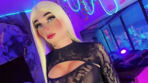 Snapshot of irina_lechera_ chatting on 09/13/25, 07:24 Irina online show from 09/13/25, 07:24