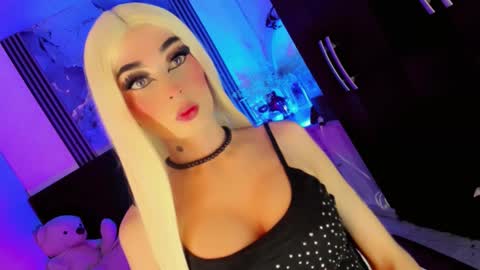 Snapshot of irina_lechera_ chatting on 09/21/25, 09:16 Irina online show from 09/21/25, 09:16