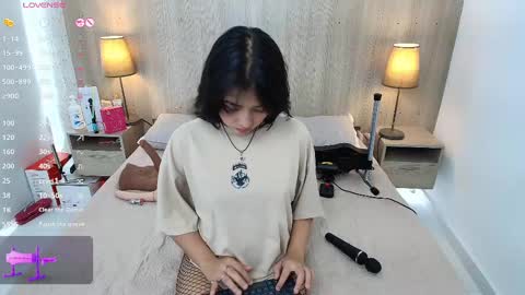 Snapshot of iris_gomez chatting on 09/14/25, 07:57 Iris online show from 09/14/25, 07:57