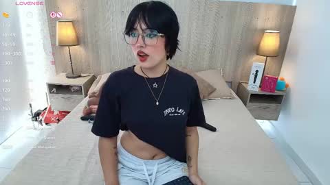 Iris online show from 02/17/26, 07:42