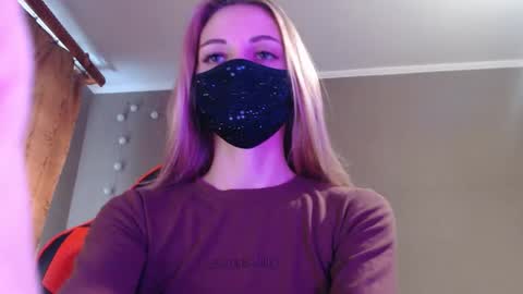 Lily online show from 10/16/25, 02:18