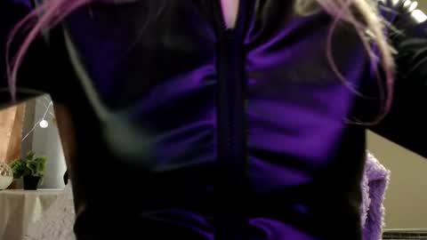 Lily online show from 03/27/26, 03:56