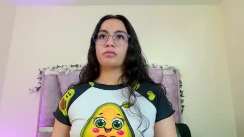 Iris online show from 02/17/26, 05:30