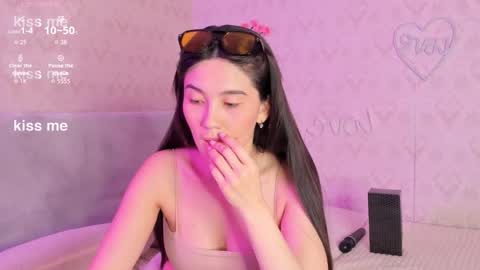 Snapshot of iris_on_cam chatting on 10/08/25, 08:39 iris on cam online show from 10/08/25, 08:39