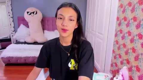 Snapshot of iris_stone_ chatting on 12/06/24, 09:46 Iris online show from 12/06/24, 09:46