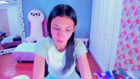 Snapshot of iris_stone_ chatting on 01/21/25, 04:48 Iris online show from 01/21/25, 04:48