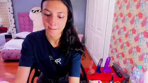 Snapshot of iris_stone_ chatting on 03/03/25, 02:15 Iris online show from 03/03/25, 02:15