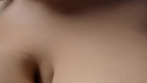 Snapshot of iris_torrez chatting on 01/17/25, 06:33 Iris online show from 01/17/25, 06:33