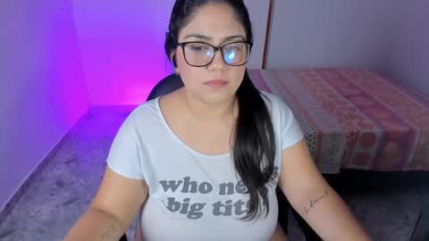 Snapshot of iris_torrez chatting on 09/18/25, 03:36 Iris online show from 09/18/25, 03:36