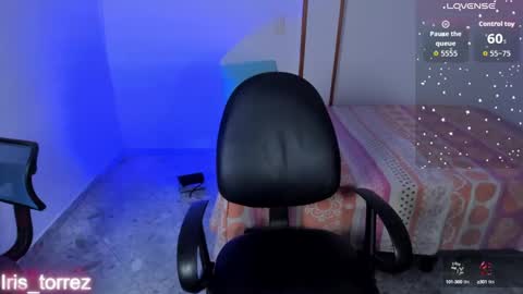 Snapshot of iris_torrez chatting on 09/22/25, 02:52 Iris online show from 09/22/25, 02:52