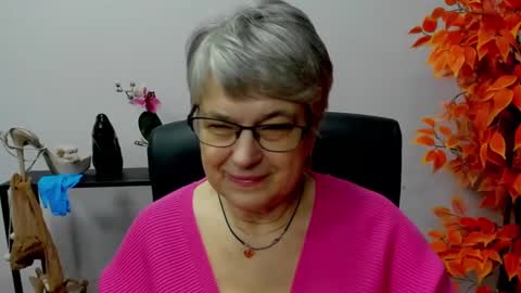 I R I S online show from 12/06/24, 11:00