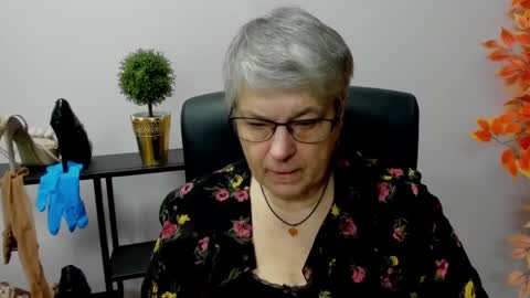 I R I S online show from 01/07/25, 07:10