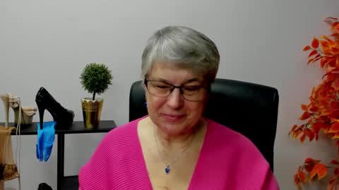 I R I S online show from 01/24/25, 07:30