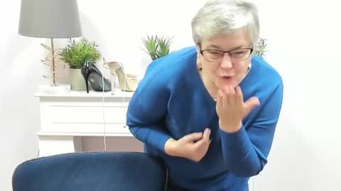 I R I S online show from 01/19/26, 07:01