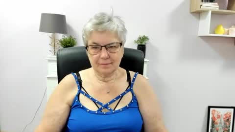Snapshot of iris_xdesire chatting on 06/10/26, 06:45 I R I S online show from 06/10/26, 06:45