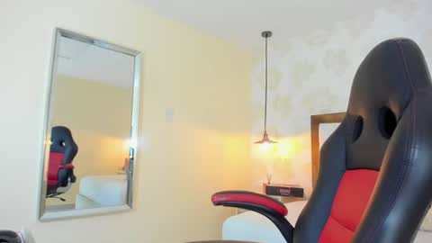 Snapshot of irisclark1 chatting on 07/16/26, 07:09 Iris online show from 07/16/26, 07:09