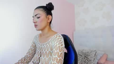 Snapshot of irisclark1 chatting on 07/18/26, 12:09 Iris online show from 07/18/26, 12:09