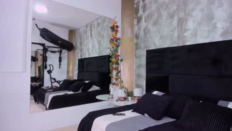 Snapshot of irisfit chatting on 01/26/25, 10:35 Iris Fit online show from 01/26/25, 10:35