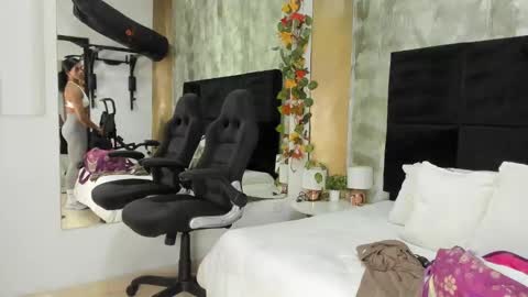 Snapshot of irisfit chatting on 01/28/25, 02:21 Iris Fit online show from 01/28/25, 02:21