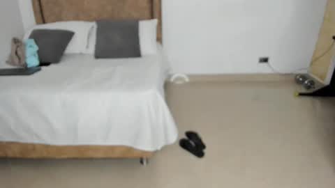 Snapshot of irisfit chatting on 10/21/25, 01:34 Iris Fit online show from 10/21/25, 01:34