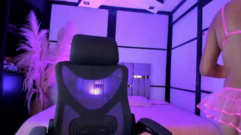 Snapshot of irisfyre chatting on 04/14/26, 01:17 Iris Fyre online show from 04/14/26, 01:17