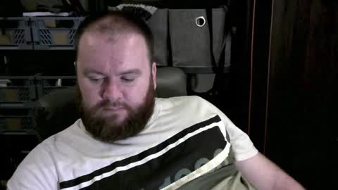 Snapshot of irishdaddy24 chatting on 12/24/24, 09:00 twitter theirishman205 online show from 12/24/24, 09:00