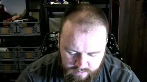 Snapshot of irishdaddy24 chatting on 02/13/25, 05:01 twitter theirishman205 online show from 02/13/25, 05:01