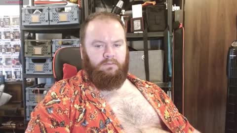 Snapshot of irishdaddy24 chatting on 09/08/25, 03:00 twitter theirishman205 online show from 09/08/25, 03:00