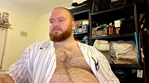 Snapshot of irishdaddy24 chatting on 11/14/25, 05:33 twitter theirishman205 online show from 11/14/25, 05:33